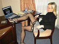 Blonde scharfe Sekretrin nackt