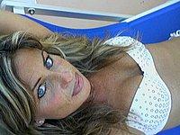 Hbsche Blondine ganz privat