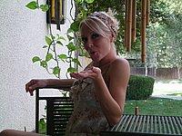 Sexy Blondine privat nackt