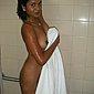 Sexy Spanierin privat nackt und beim Duschen